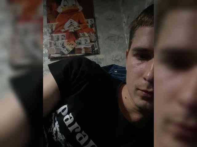 A1lunarez Live Webcam on BongaCams