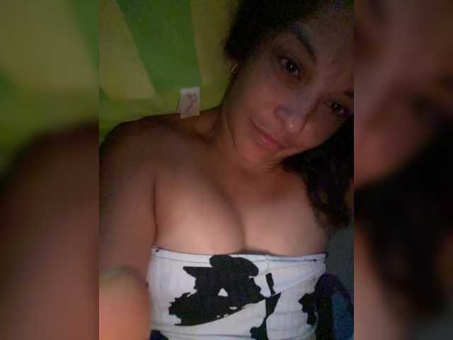 Webcam performer Anniemoxxi online show Anniemoxxi