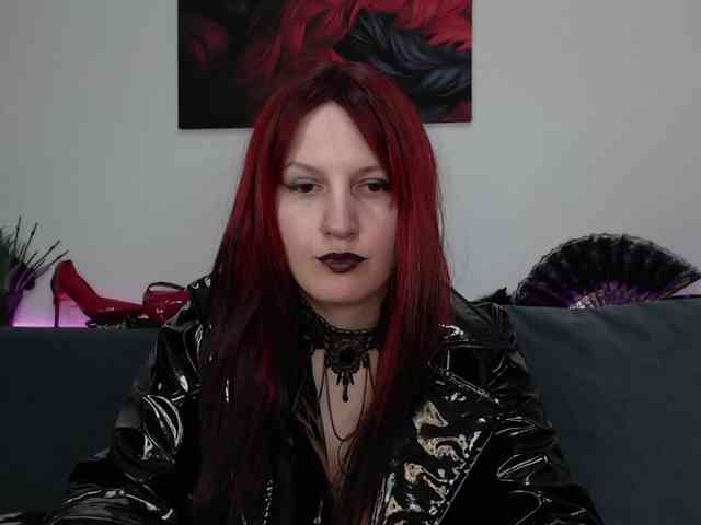 Mistress_Seraphima webcam