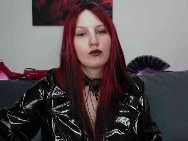 Mistress_Seraphima webcam