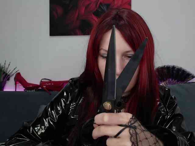 Mistress_Seraphima webcam