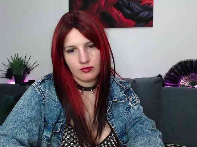 Mistress_Seraphima webcam