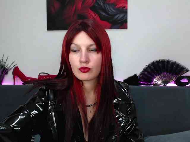 Mistress_Seraphima webcam