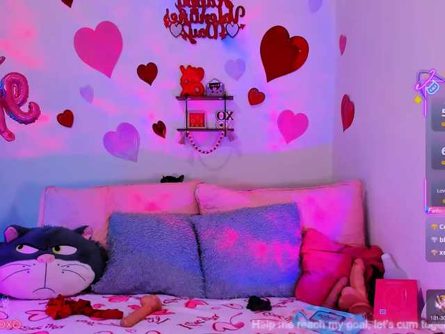 daphnesweet's BongaCams show and profile