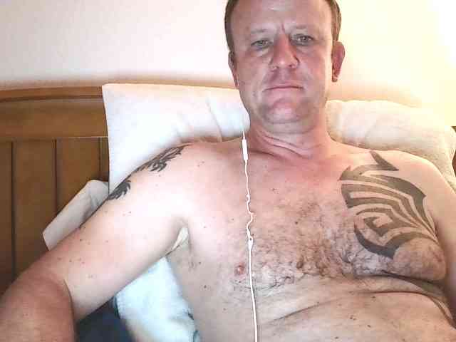 Yourboyym Live Webcam on BongaCams