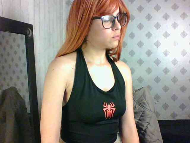 MaryannG webcam