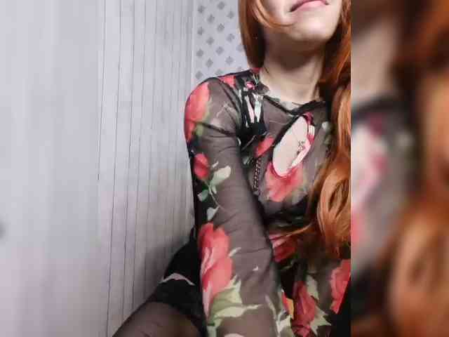 MaryannG webcam