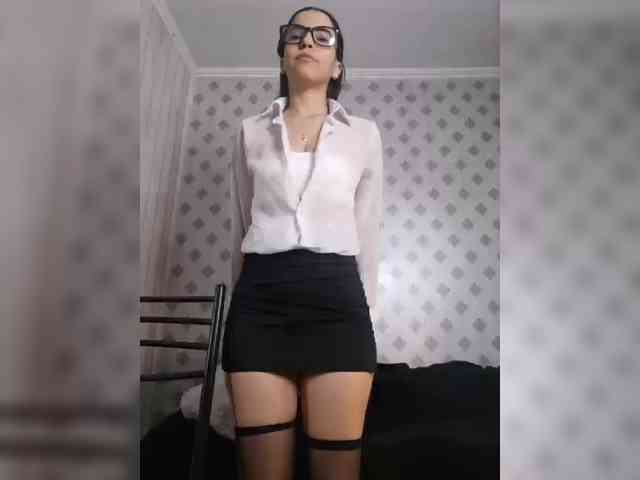 MaryannG webcam