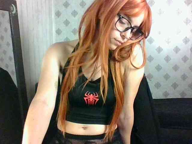 MaryannG webcam
