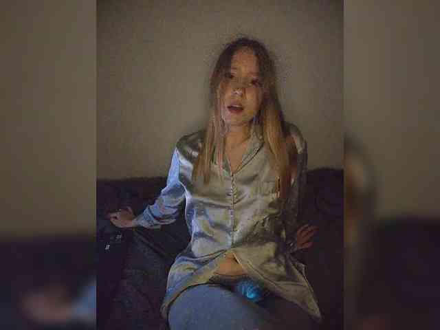 Lilith- webcam