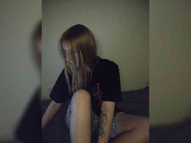 Lilith- webcam