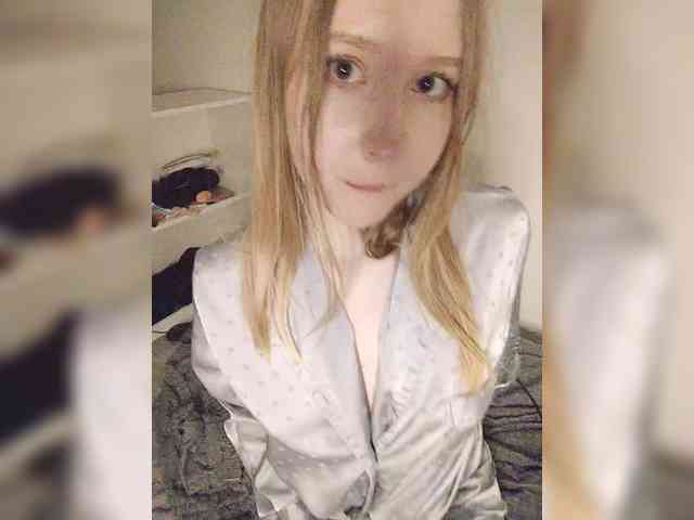 Lilith- webcam