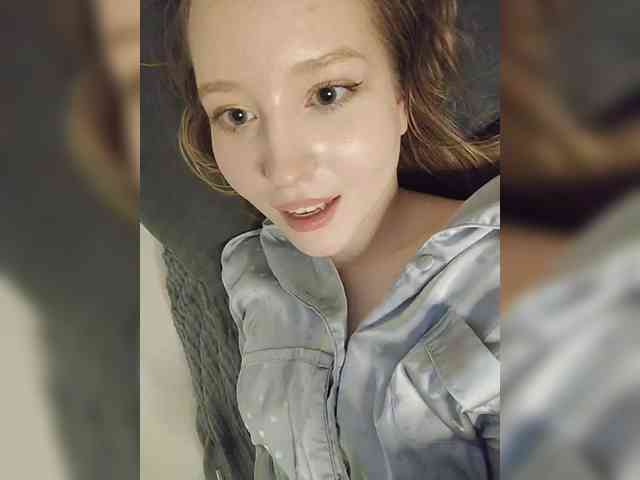 Lilith- webcam