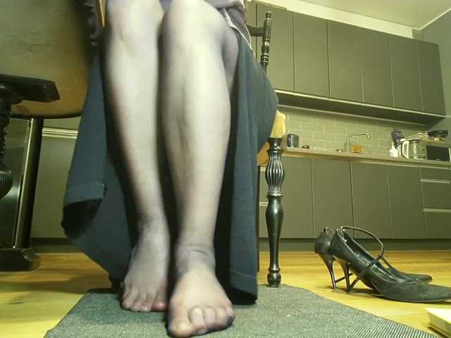 YourSerenity's BongaCams show and profile