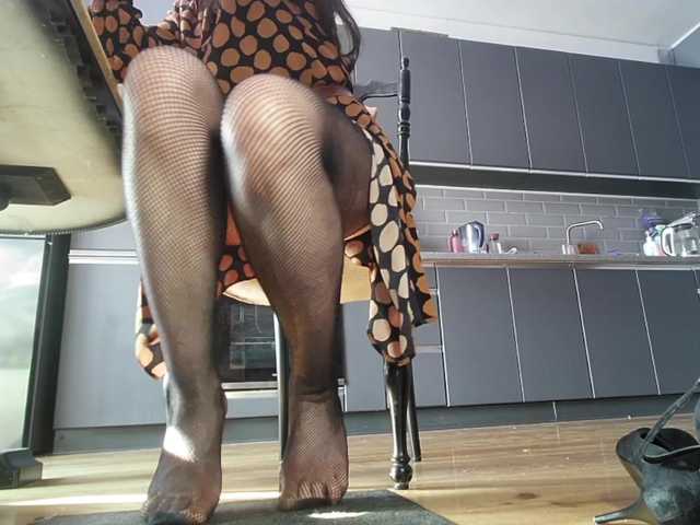 YourSerenity's BongaCams show and profile