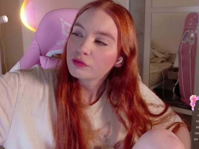 cinnabongirl's BongaCams show and profile