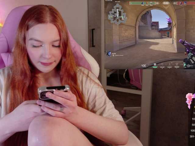 cinnabongirl's BongaCams show and profile