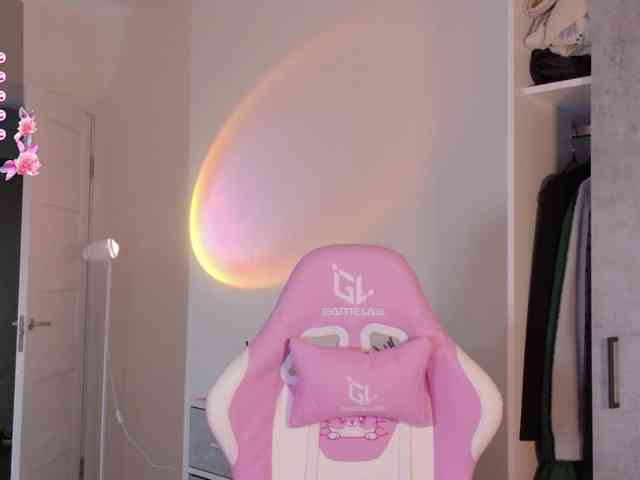 cinnabongirl webcam