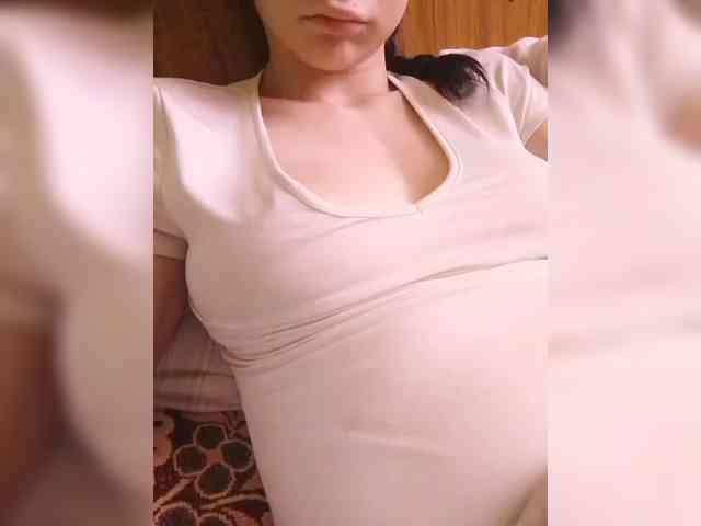 Kira_999 webcam