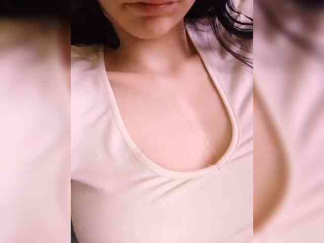 Kira_999 webcam