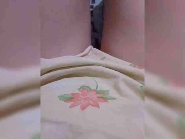Kira_999 webcam