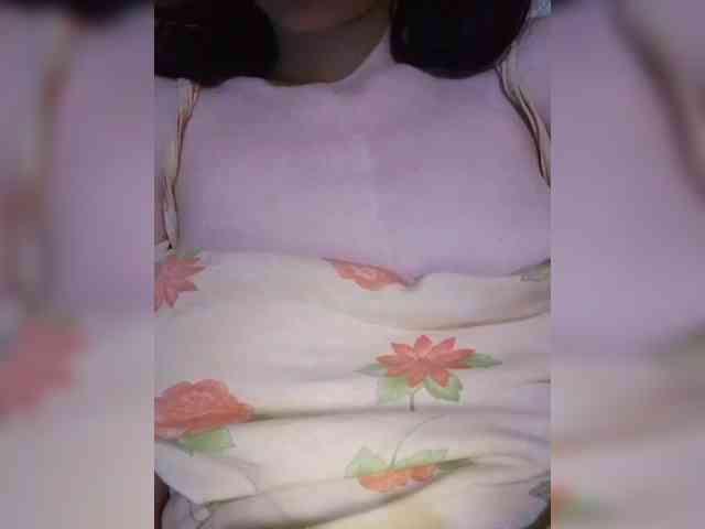 Kira_999 webcam
