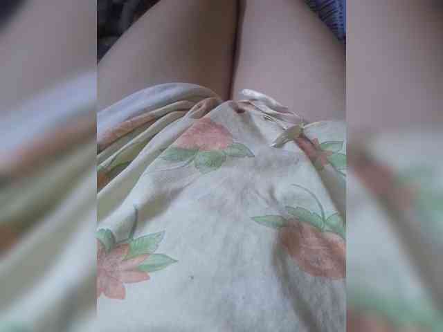 Kira_999 webcam