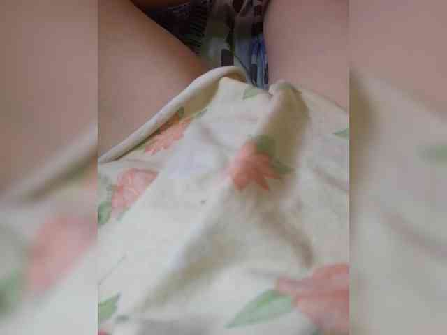 Kira_999 webcam