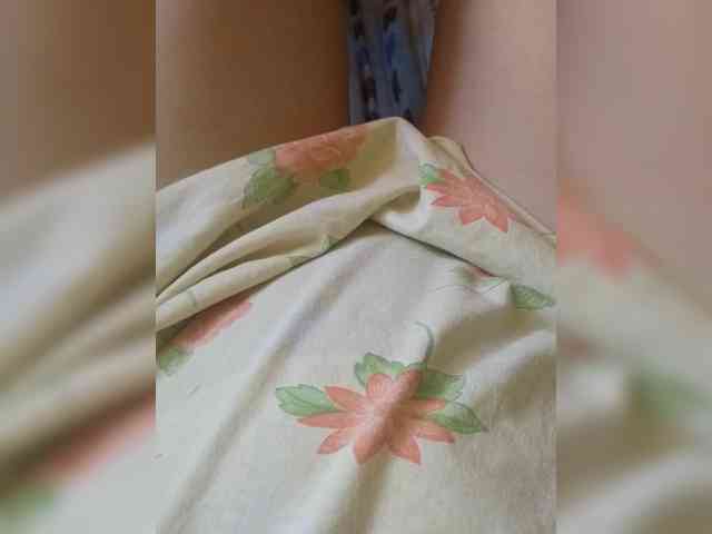 Kira_999 webcam