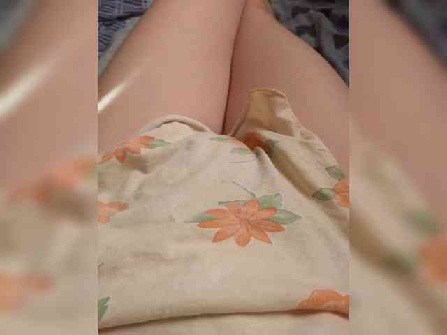 Kira_999 webcam