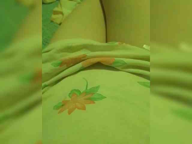 Kira_999 webcam