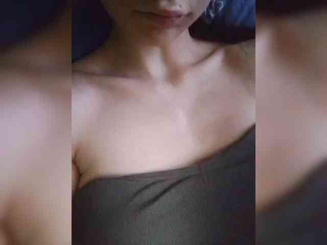 Kira_999 webcam