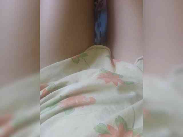 Kira_999 webcam