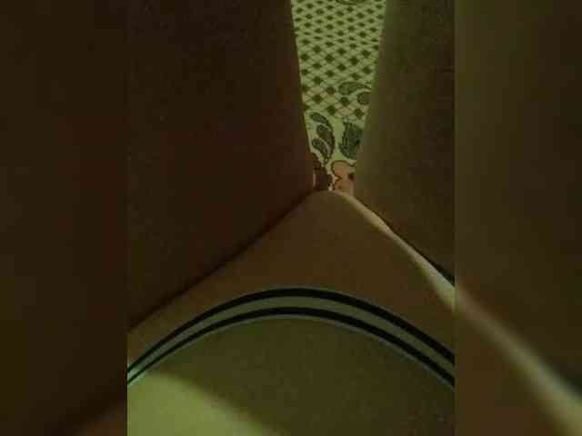 _Kira_ webcam
