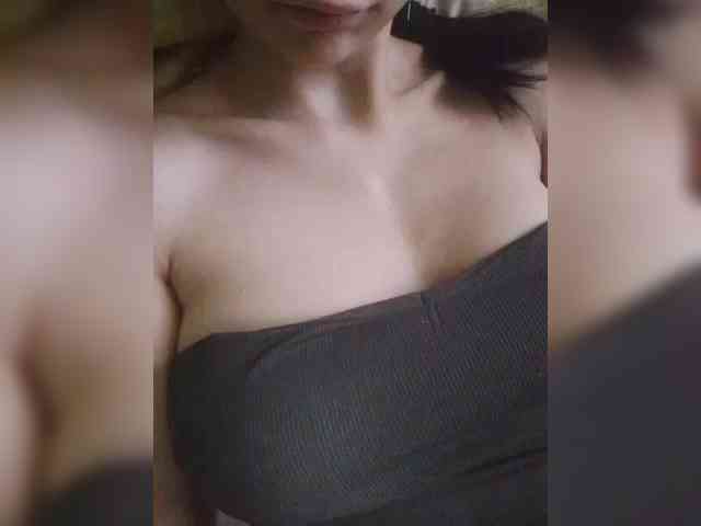 Kira_999 webcam