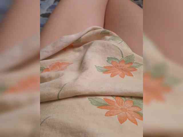 Kira_999 webcam