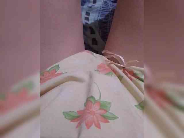 Kira_999 webcam