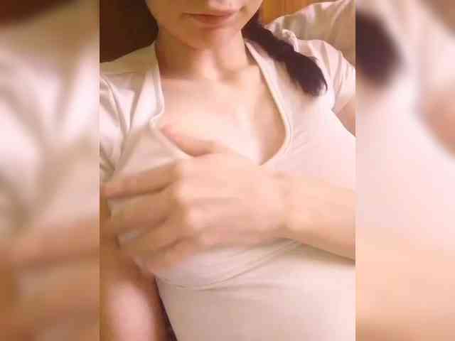 Kira_999 webcam