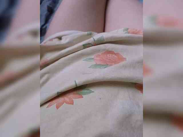 Kira_999 webcam