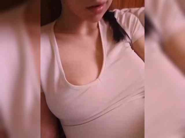 Kira_999 webcam