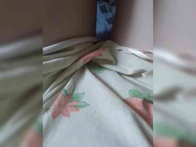 Kira_999 webcam