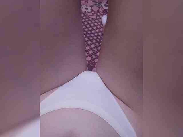 Kira_999 webcam