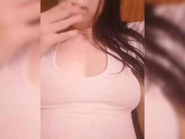 Kira_999 webcam
