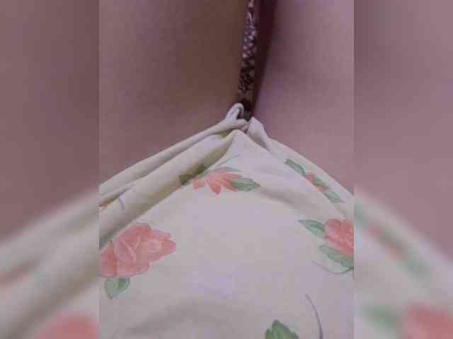 Kira_999 webcam