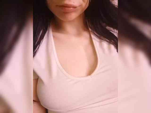Kira_999 webcam