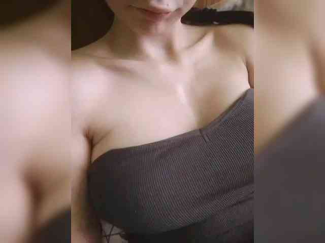Kira_999 webcam
