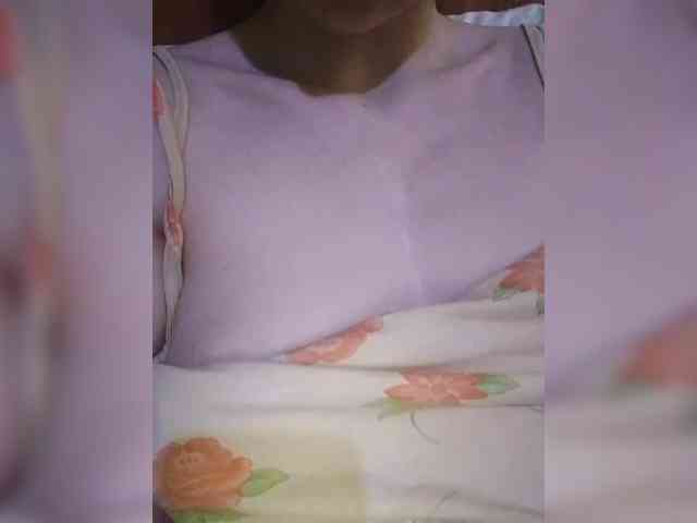 Kira_999 webcam