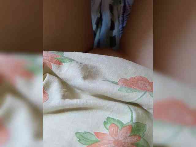 Kira_999 webcam