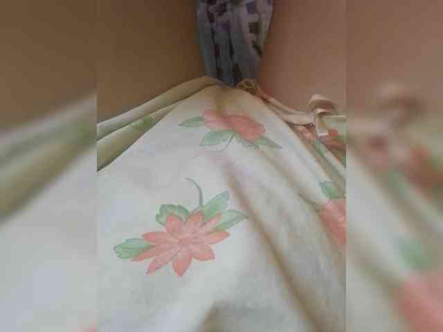 Kira_999 webcam