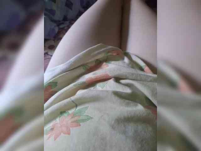 Kira_999 webcam